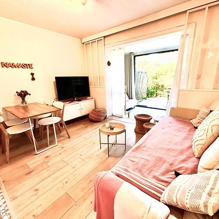 La Petite Pinede Studio Climatise Proche Plage 사나리쉬르메르 외부 사진